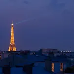 게스트하우스 Eiffel Tower View Terrace Saint Germain Des Pres 4*