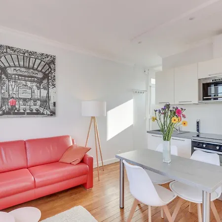 Eiffel Tower View Terrace Saint Germain Des Pres 4*